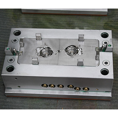 pom mould 4917 1b